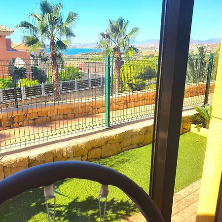 Apartamento con hermoso jardín Isla Plana Buitenkant foto