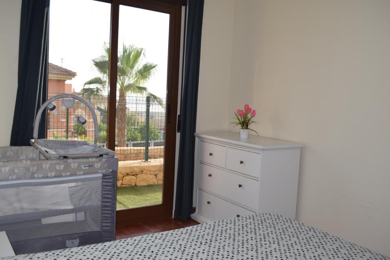 Apartamento con hermoso jardín Isla Plana Buitenkant foto